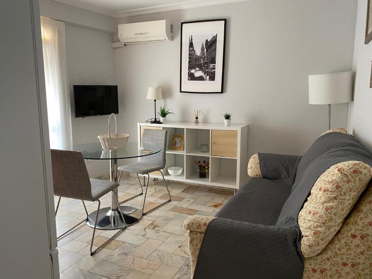 Acogedor Apartamento Placentines Севілья Екстер'єр фото